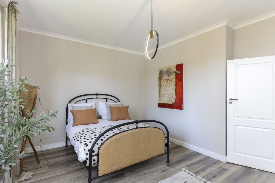 2 Bedroom Property for Sale in Roundhay Western Cape
